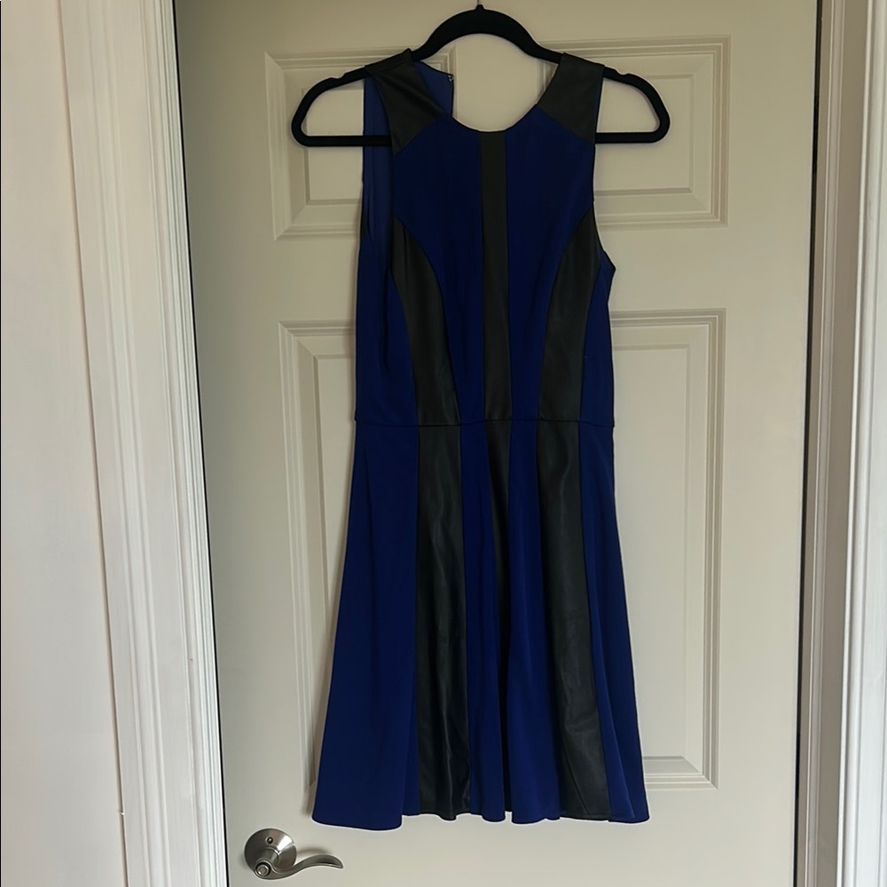Blue Sleeveless A-Line Midi Dress for Cocktail